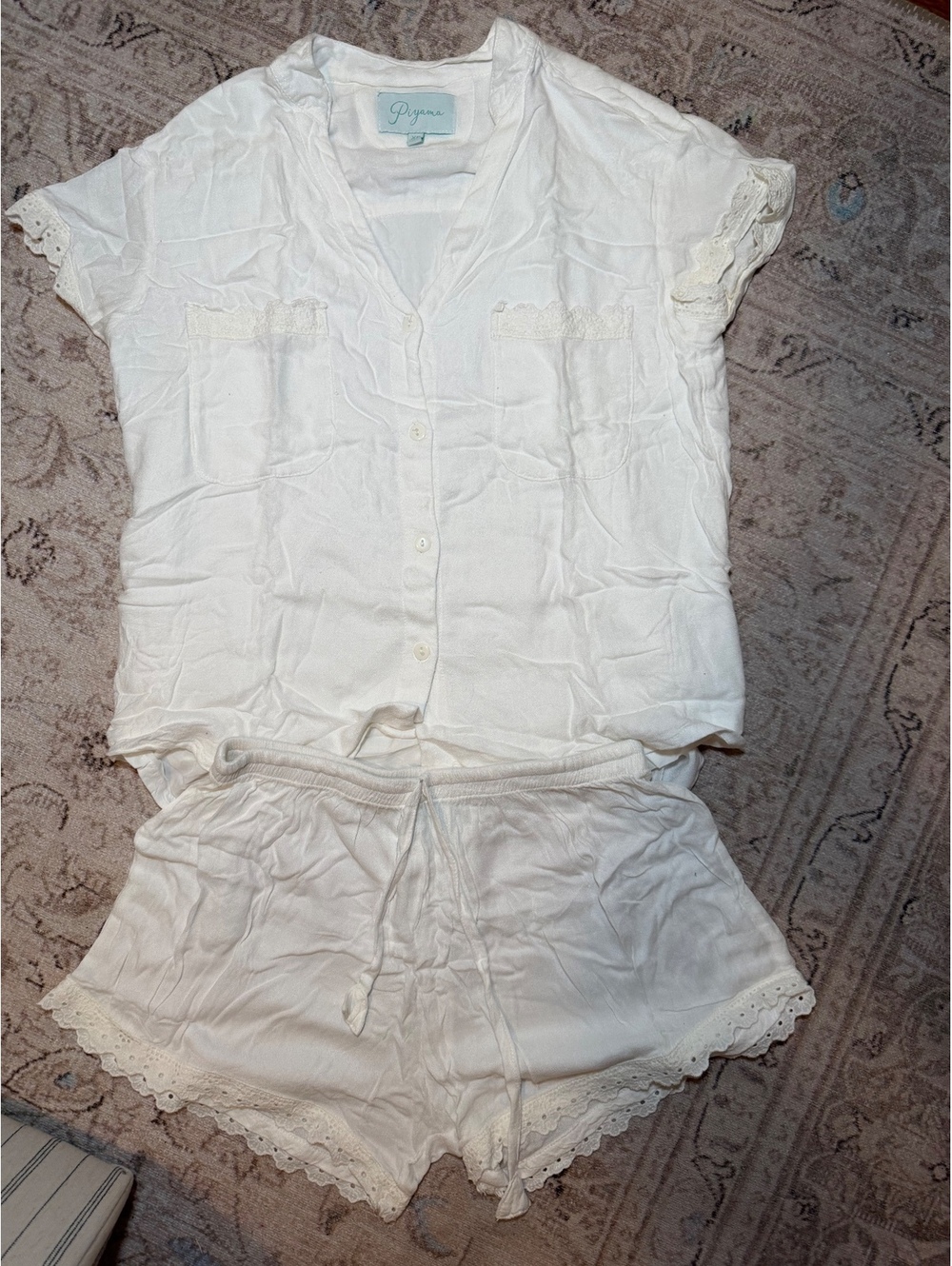 Piyama White Rayon Pajama Set with Lace Trim Size XS